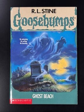Goosebumps #22: Ghost Beach by R.L. Stine - Vintage Scholastic Paperback Novel